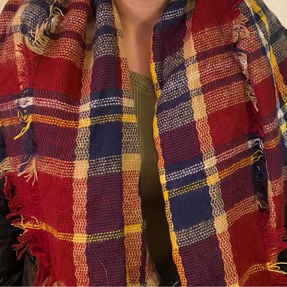 100% Acrylic Large Infinity Scarf in Multi Plaid Print - Picture 3 of 5